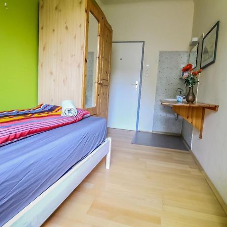 Economic Sb Apartment Wina Bagian luar foto